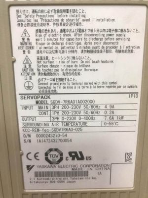 Yaskawa SGDV-7R6A01A серво усилитель 1000W (2)