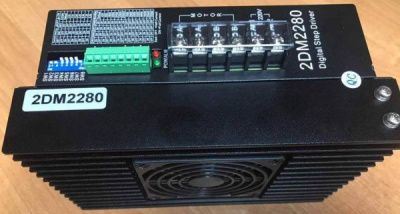 2DM2280 8.2A 220VAC 