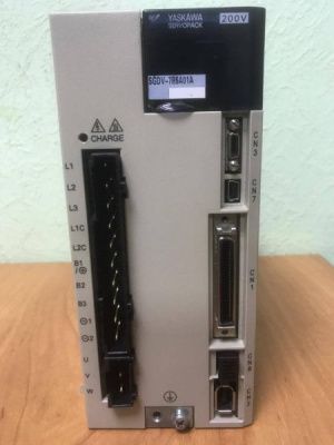 Yaskawa SGDV-7R6A01A серво усилитель 1000W